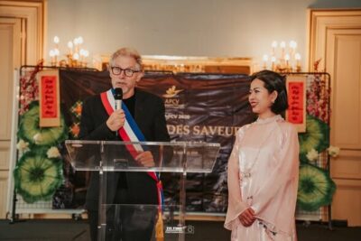 Rueco & APCV trên VTV4 – Tôn vinh ẩm thực Việt – Pháp từ Paris